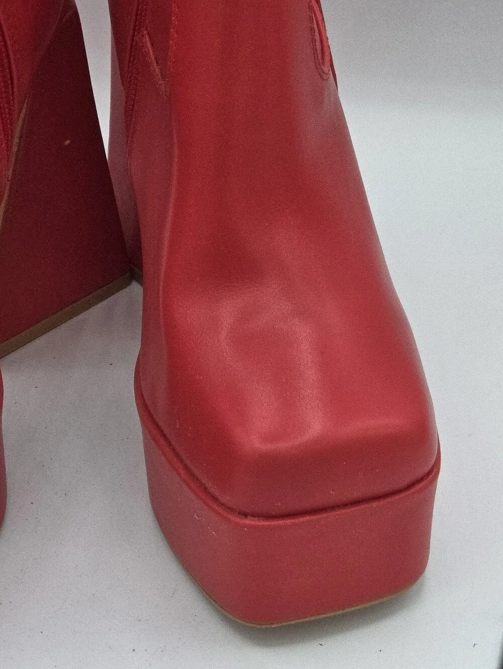 SHEIN Red Platform Wedge Ankle Boots